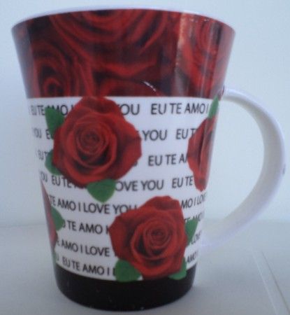 Caneca Românttica "Eu te amo"